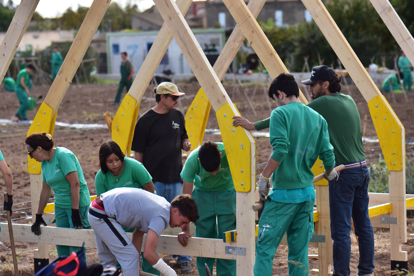 Makea — Intervención Tornallom en Miradors de l'Horta. Aula Abierta en Instituto de Grado Medio en Producción Agroecológica Makea — Intervención Tornallom en Miradors de l'Horta. Aula Abierta en Instituto de Grado Medio en Producción Agroecológica